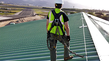 How To Properly Use A Roof Safety Harness Roof Safety Harness Roof Home Safety Tips