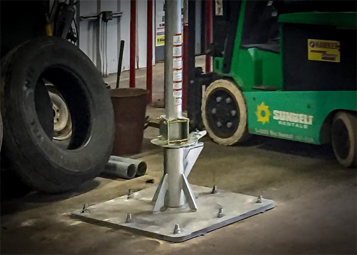 Free Standing Swing Arm Fall Arrest System